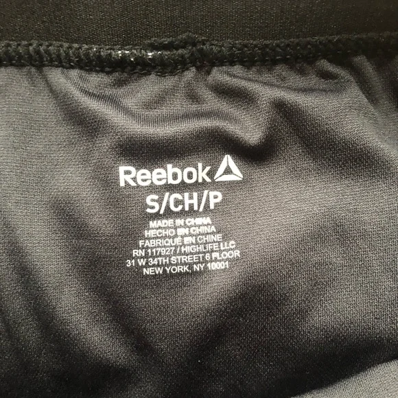 White & grey Reebok workout set - Picture 6 of 6